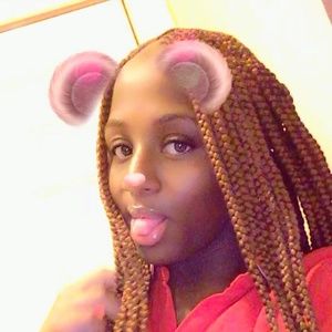 Meet your Posher, Nikita